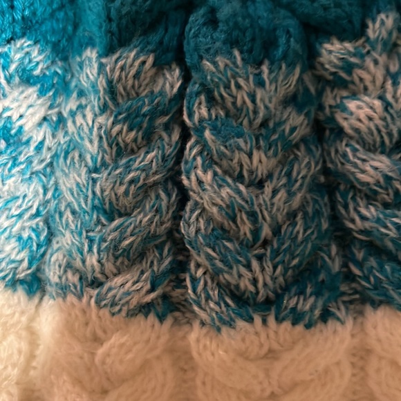 Hat - Picture 4 of 4